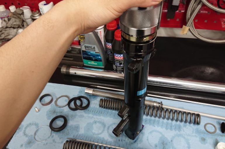 CB1300スーパーボルドール