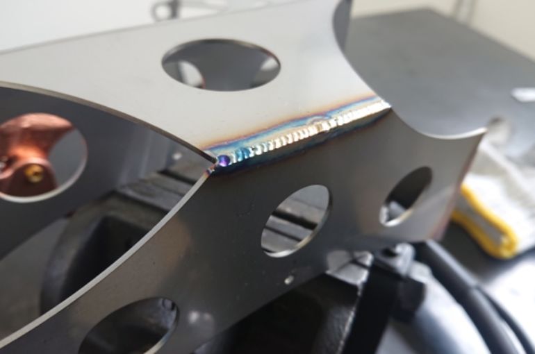 GS1200SS バッテリーケース