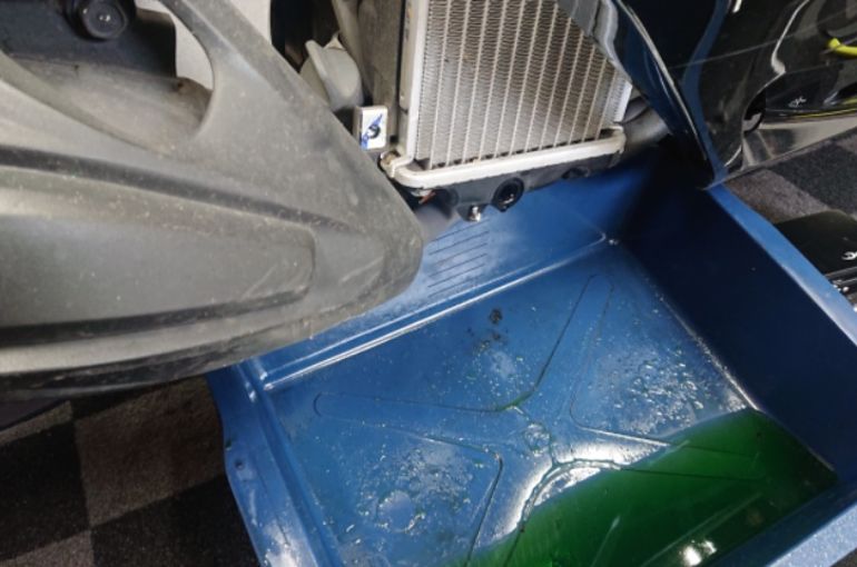 PCX125 クーラント交換