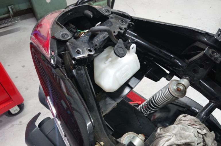 PCX125 クーラント交換