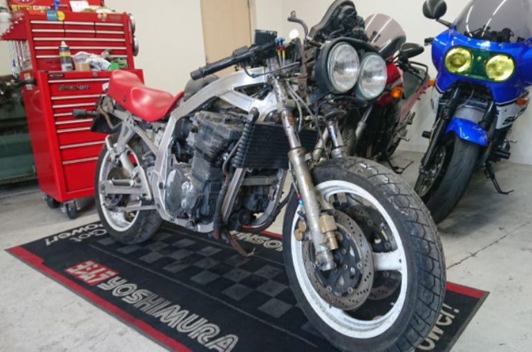GSX-R1100 レストアとカスタム開始!!①