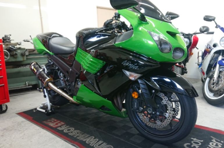 ZZR1400 フルメンテナンス開始①