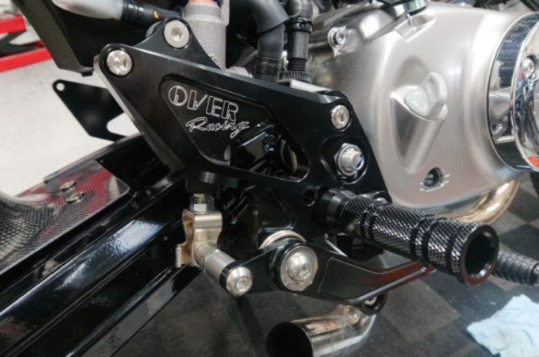 Over racing モンキー バックステップ オーバー モンキー125 カスタム 