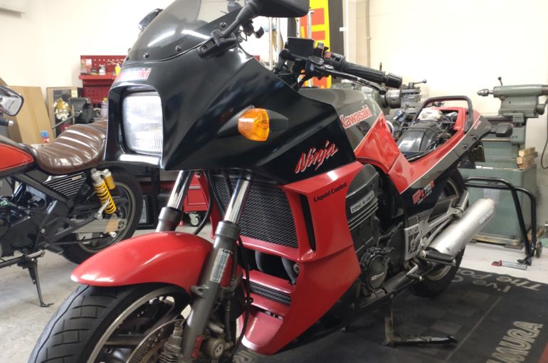 GPZ750R 車検&メンテナンス作業やりますよ!①