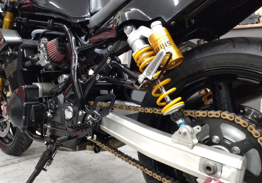 GS1200SS リヤサスペンション