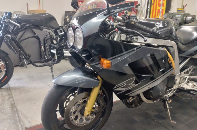 GSX-R1100K リヤホイール5.5Jコンバート!