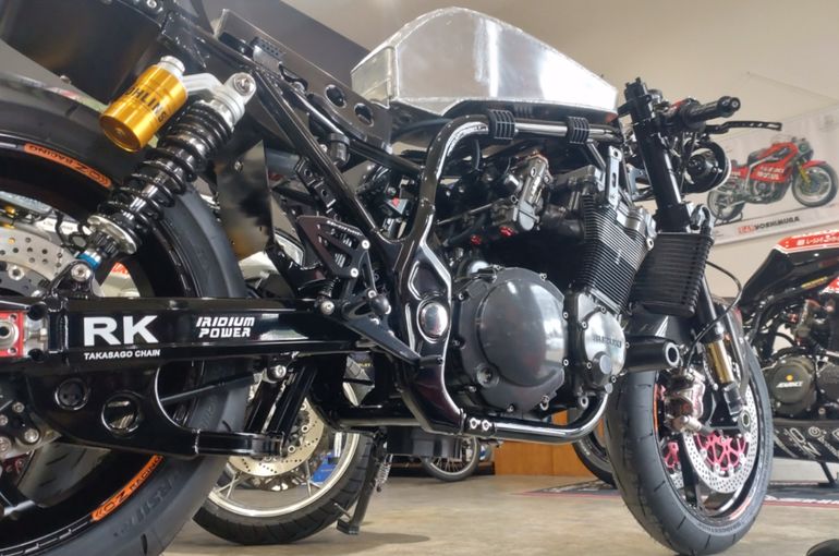 GS1200SS バックステップ