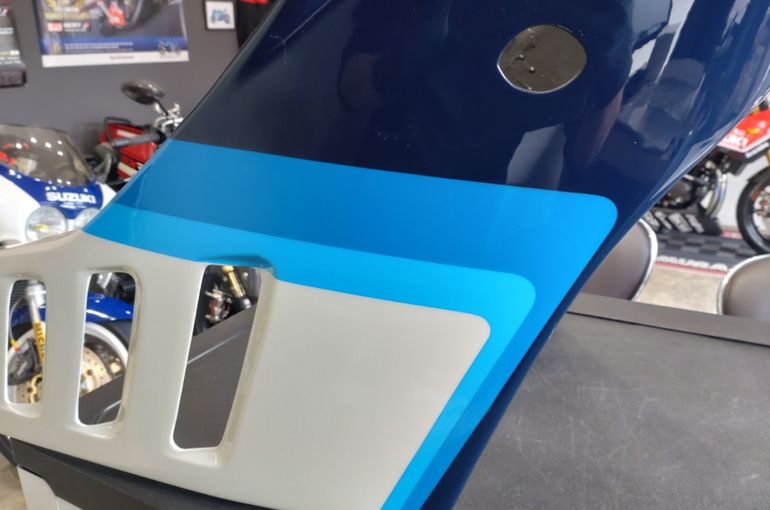 GSX-R1100 アッパーカウル