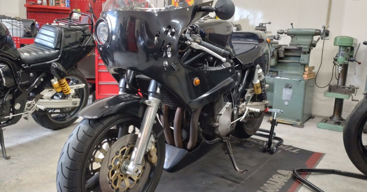GS1200SS シートカウル廻りリメイクカスタム!①