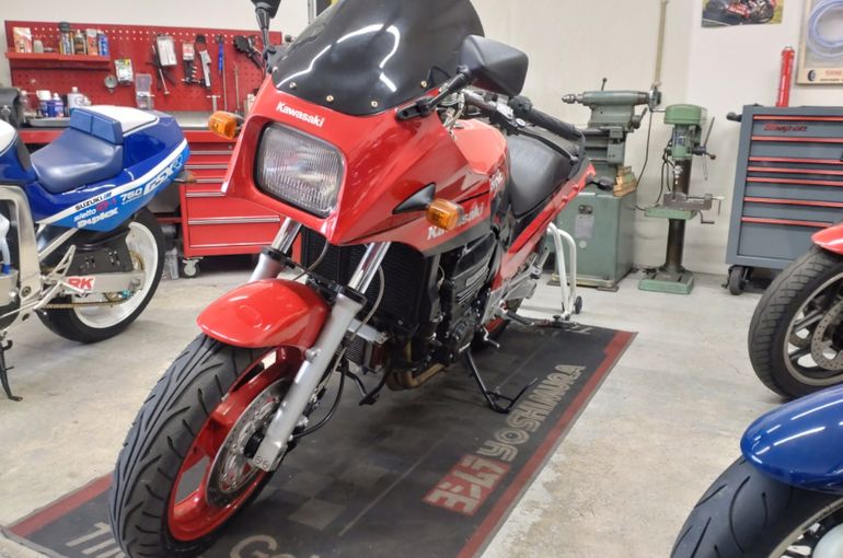 GPZ900R メンテナンス