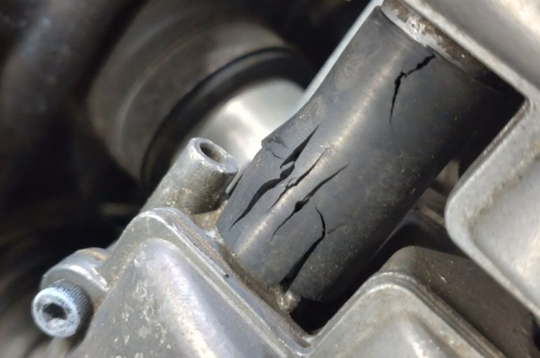 GPZ900R メンテナンス