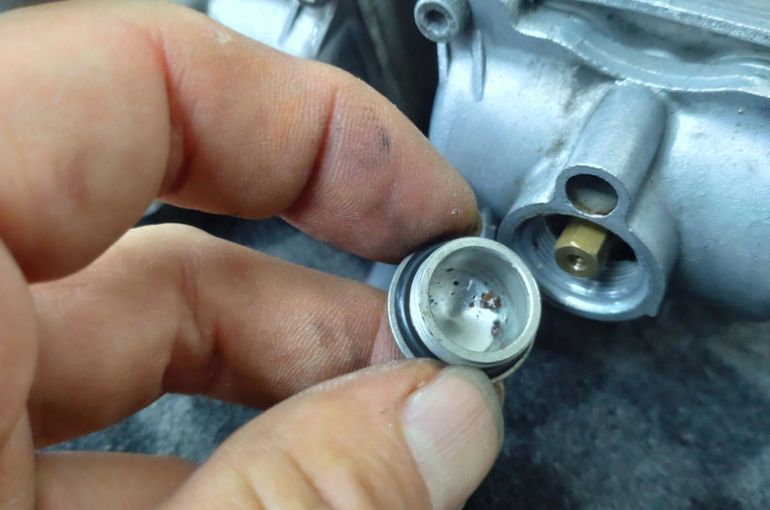 GPZ900R メンテナンス