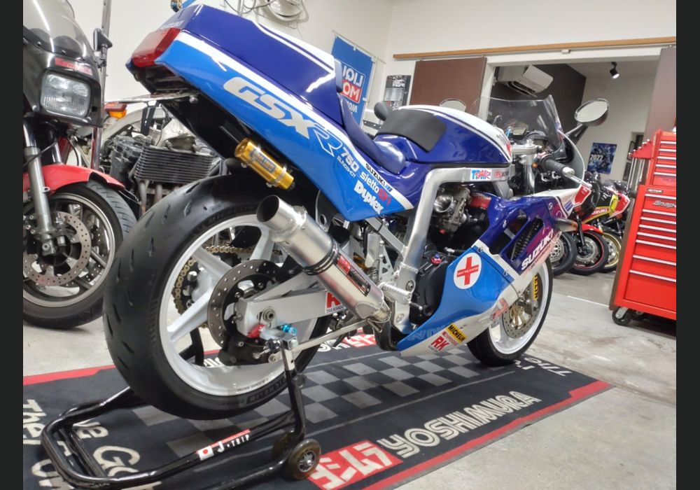 GSX-R750J H様号 | 川崎で大いに喜ばれているカスタムショップがギャラリーを公開中