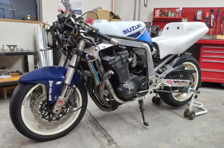 GSX-R1100 カスタム