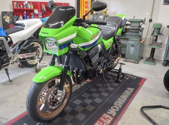 ZRX1200D カスタム