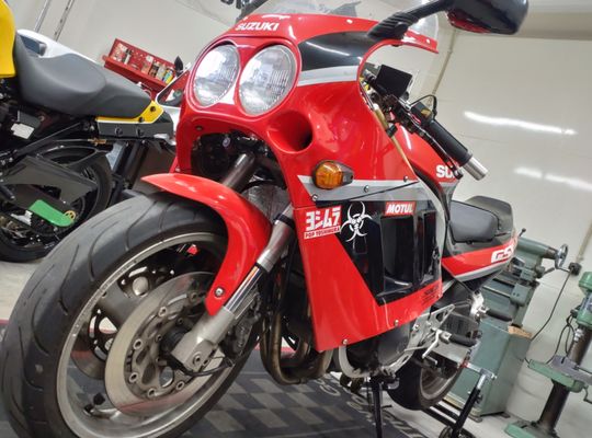 GSX-R1100 メンテナンス
