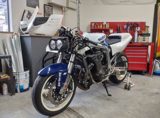 GSX-R1100 レーシングカウル