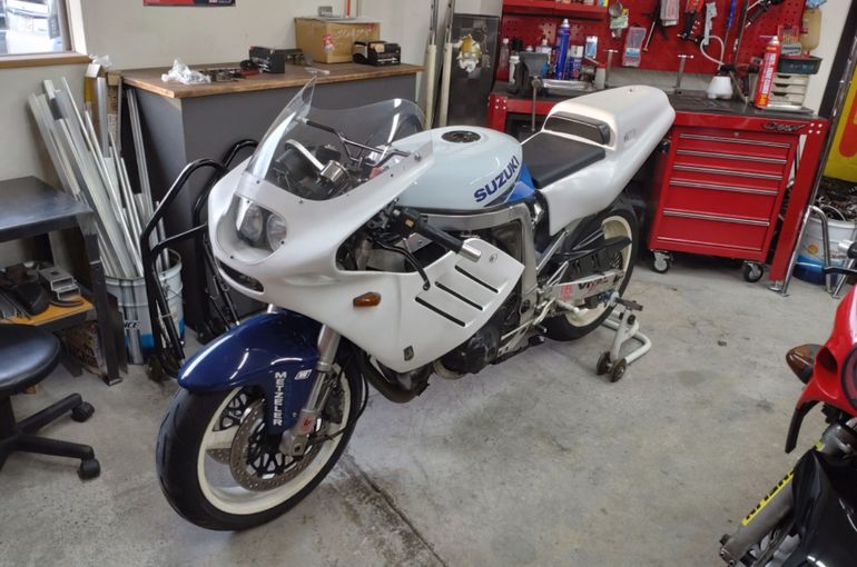 GSX-R1100 レーシングカウル装着⑧