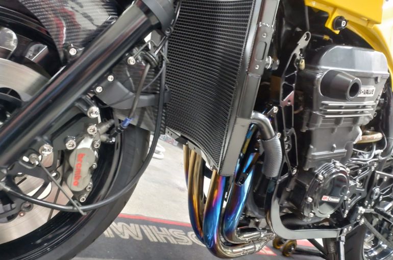 ナイトロレーシング　サブフレーム　gpz900r NITRO RACING ナイトロレーシング ダウンチューブキット III