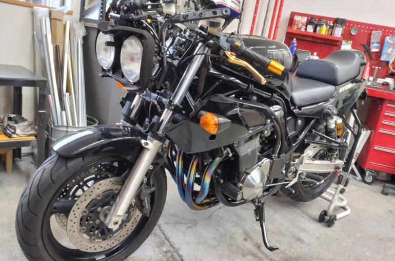 GS1200SS メーター