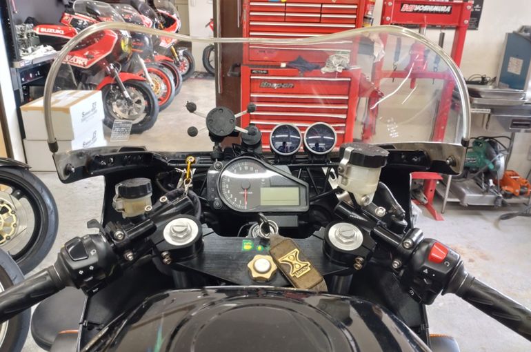 GS1200SS メーター