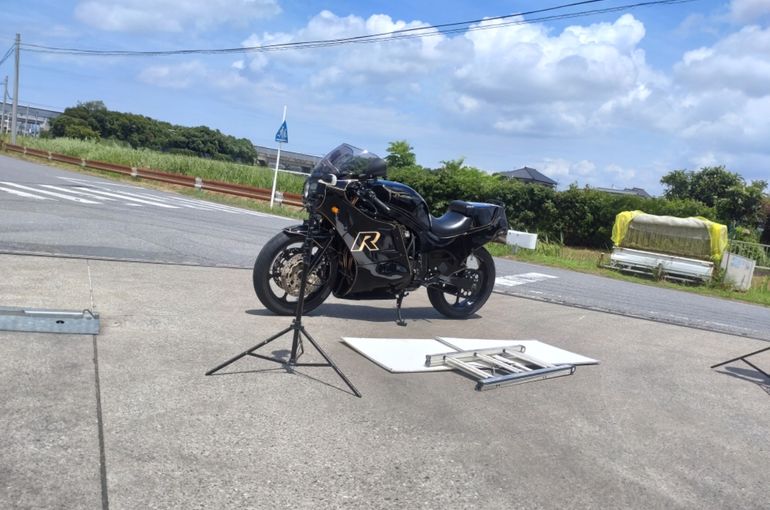 モナカサイレンサー　飯田レーシングファクトリー