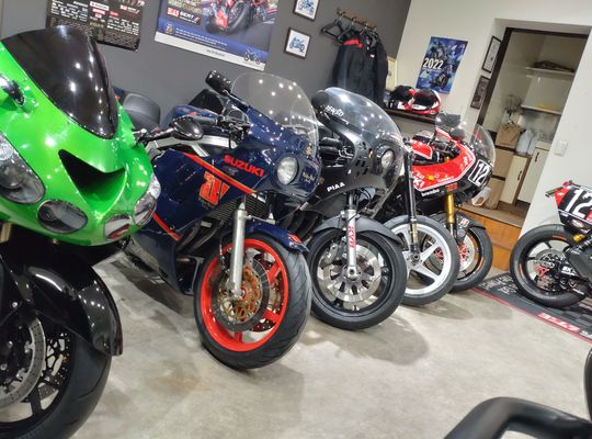 飯田レーシングファクトリー