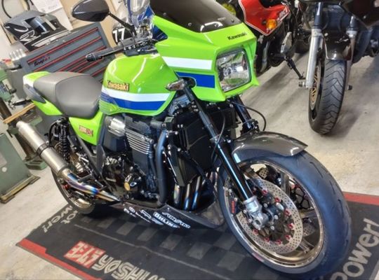 ZRX1200D カスタム