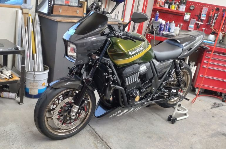 ZRX1200D カスタム