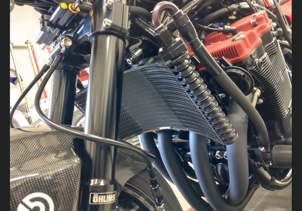 川崎で飯田レーシングファクトリーのオリジナルパーツを販売中です