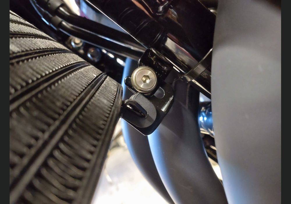 川崎で飯田レーシングファクトリーのオリジナルパーツを販売中です