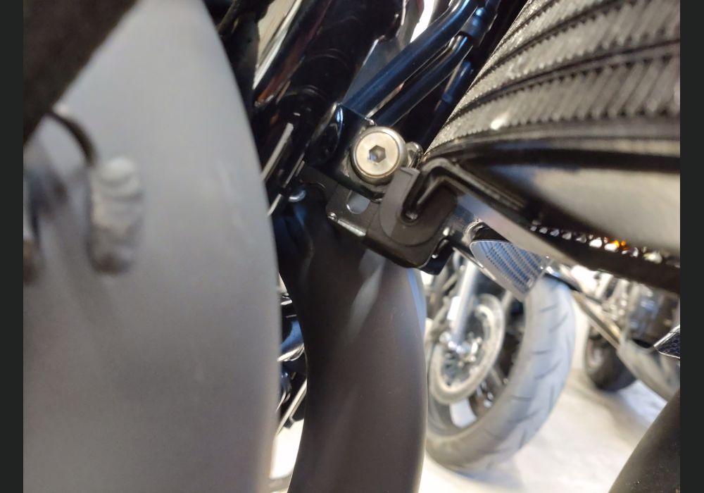 川崎で飯田レーシングファクトリーのオリジナルパーツを販売中です