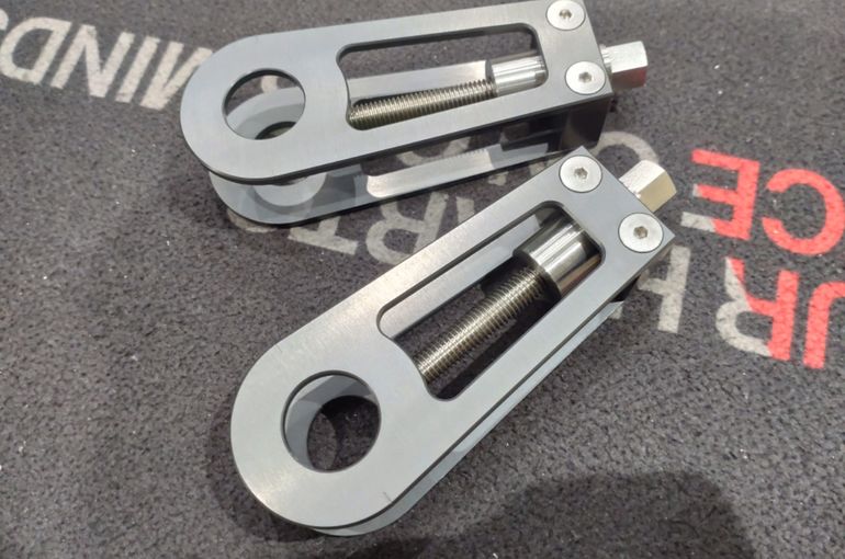 GSF1200 チェーン引き