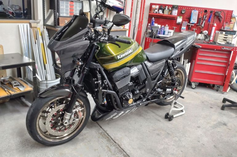 ZRX1200D カスタム