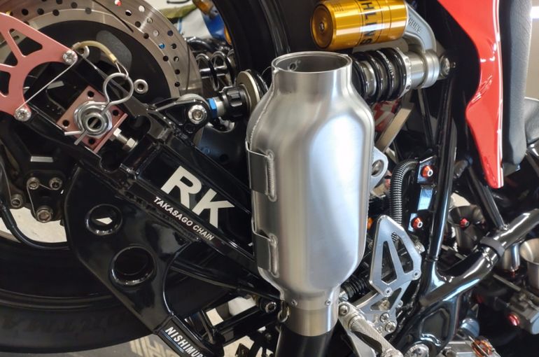 モナカサイレンサー