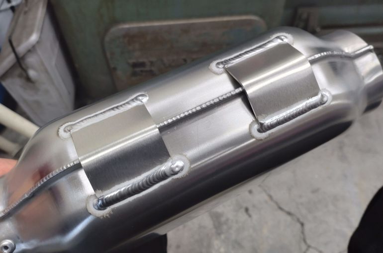 モナカサイレンサー