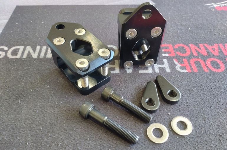 油冷　サブフレーム