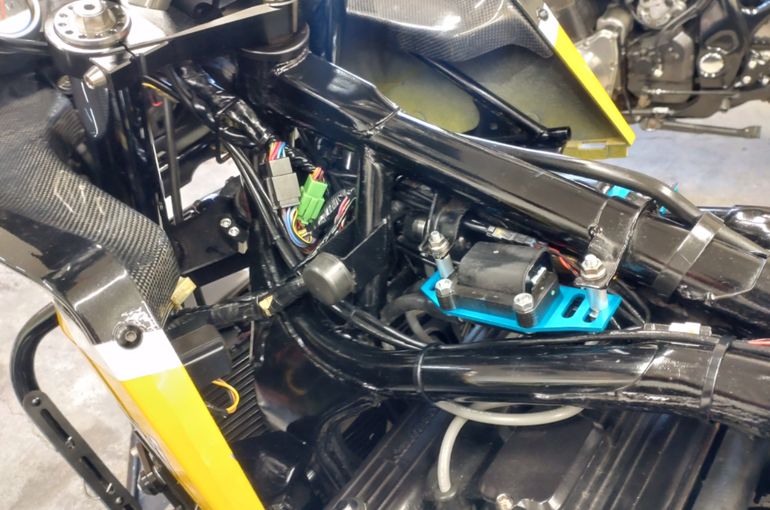 GPZ900R メンテナンス