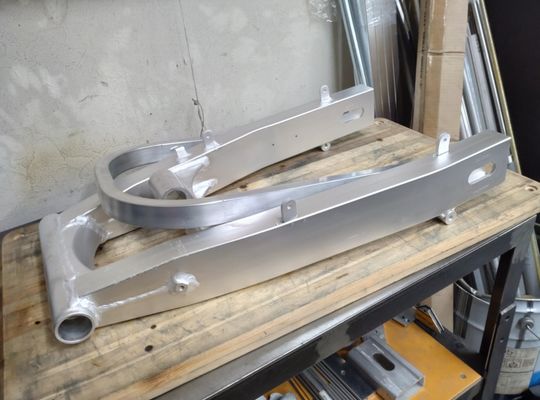 GSX-R750J スイングアーム